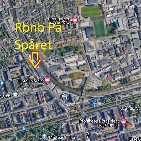 Nr6 Pa Sparet Norrköping Exteriér fotografie