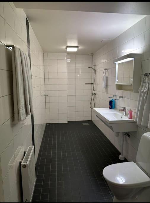 Nr6 Pa Sparet Norrköping Exteriér fotografie